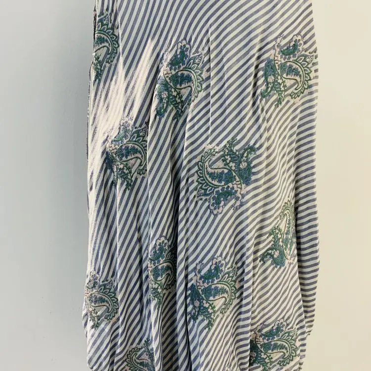 Low-cost Customized Grey Flower Pattern Striped Embroidered Print Clothing Fabric