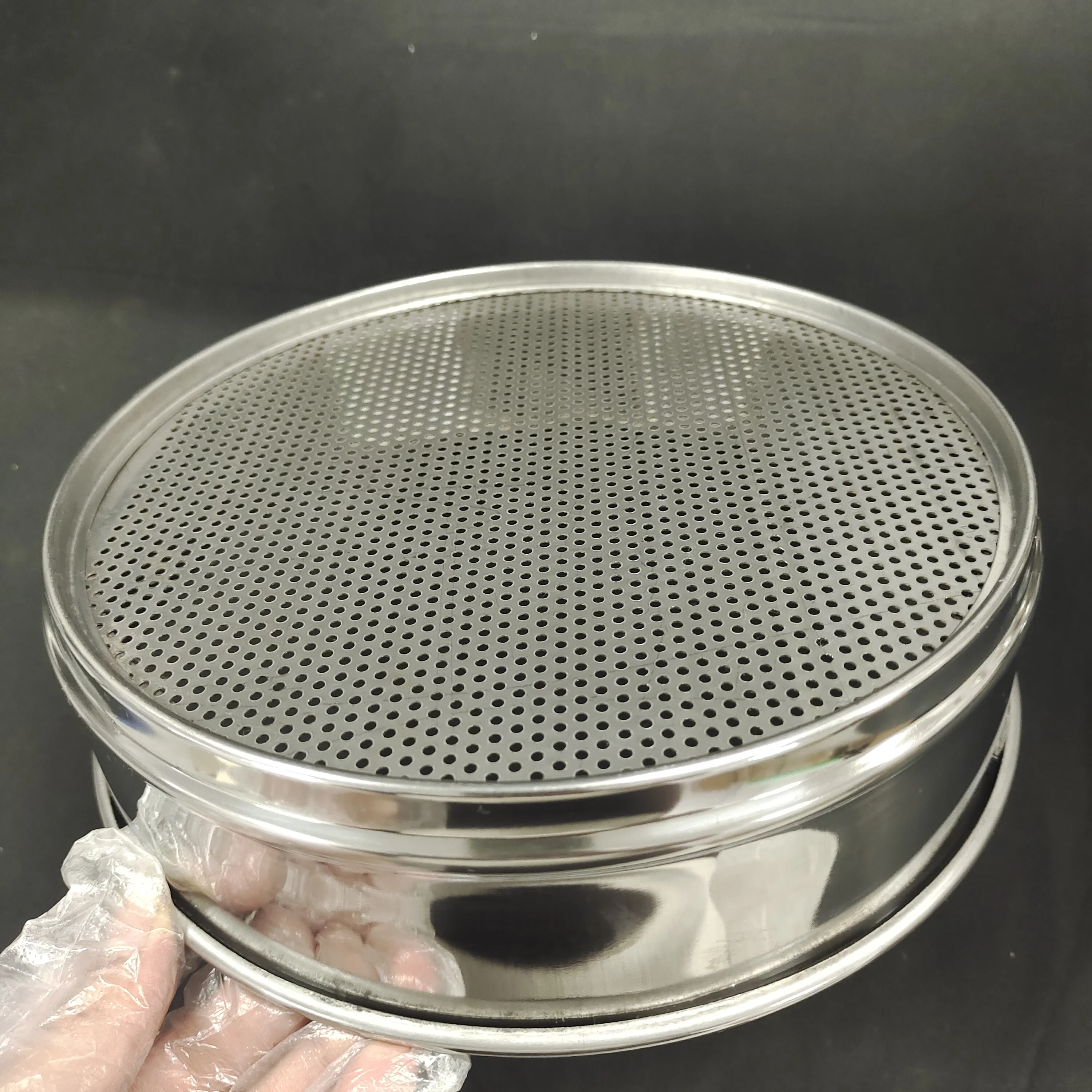 Manufacturers custom 304 stainless steel food grade kitchen flour sieve for baking fine screening