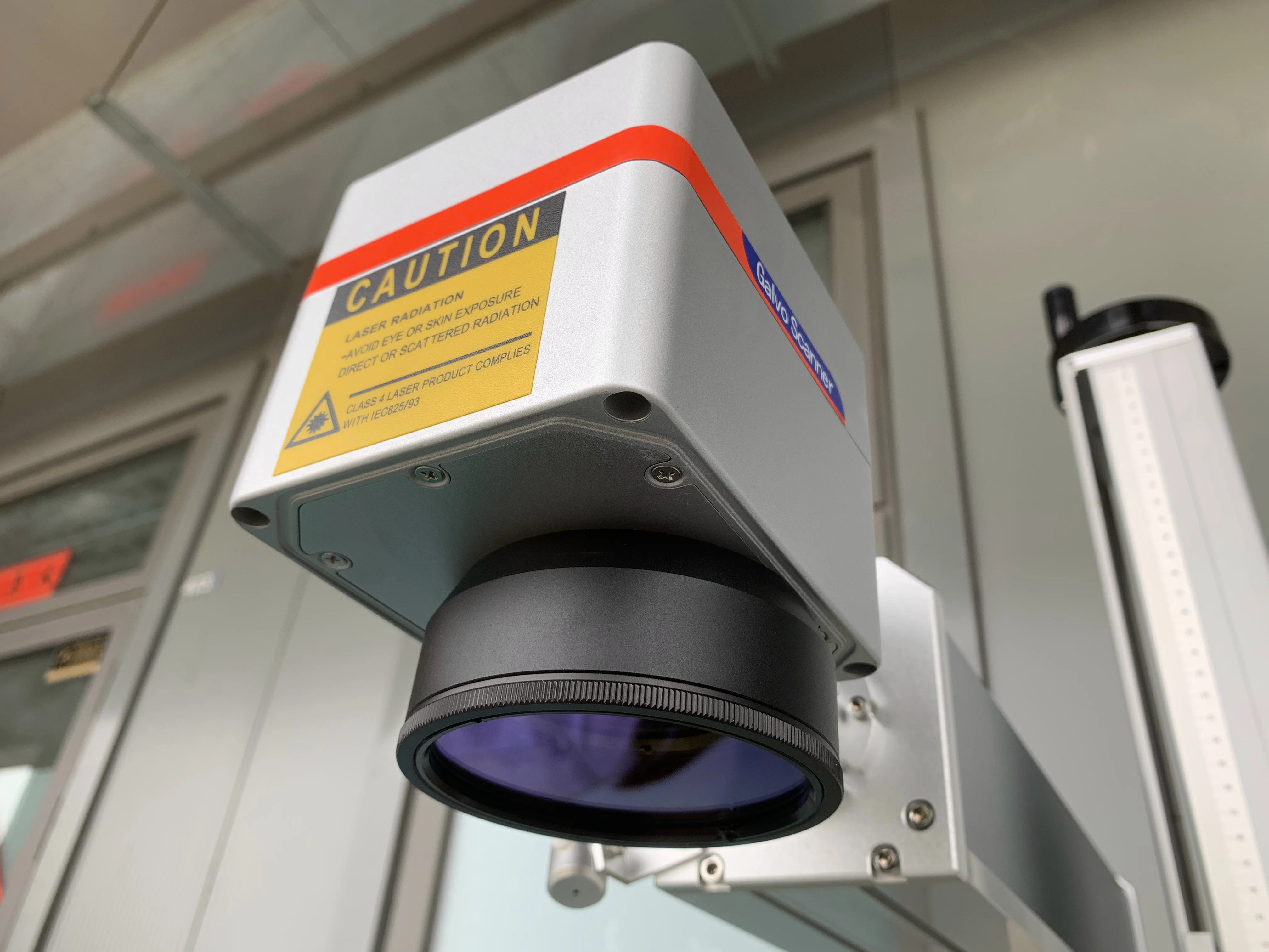 20W/ 30W/ 50W desktop fiber laser marking machine for taking off mirror mercury mirror paint stripping machine