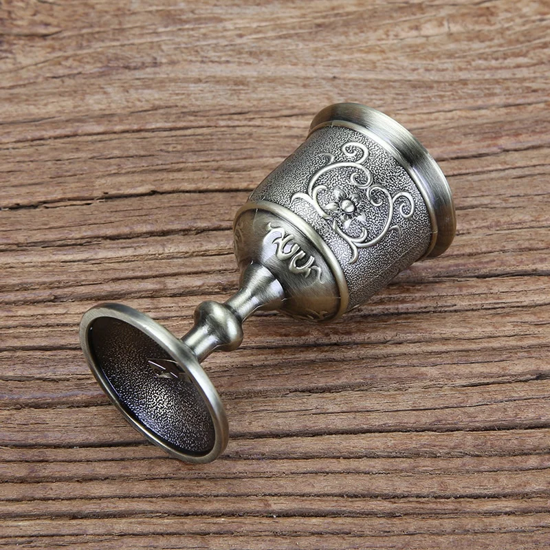 Custom Engraving Design Bronze Retro Wine Goblet Cup Embossed European Style Wholesale Zinc Alloy Wine Chalice Goblets