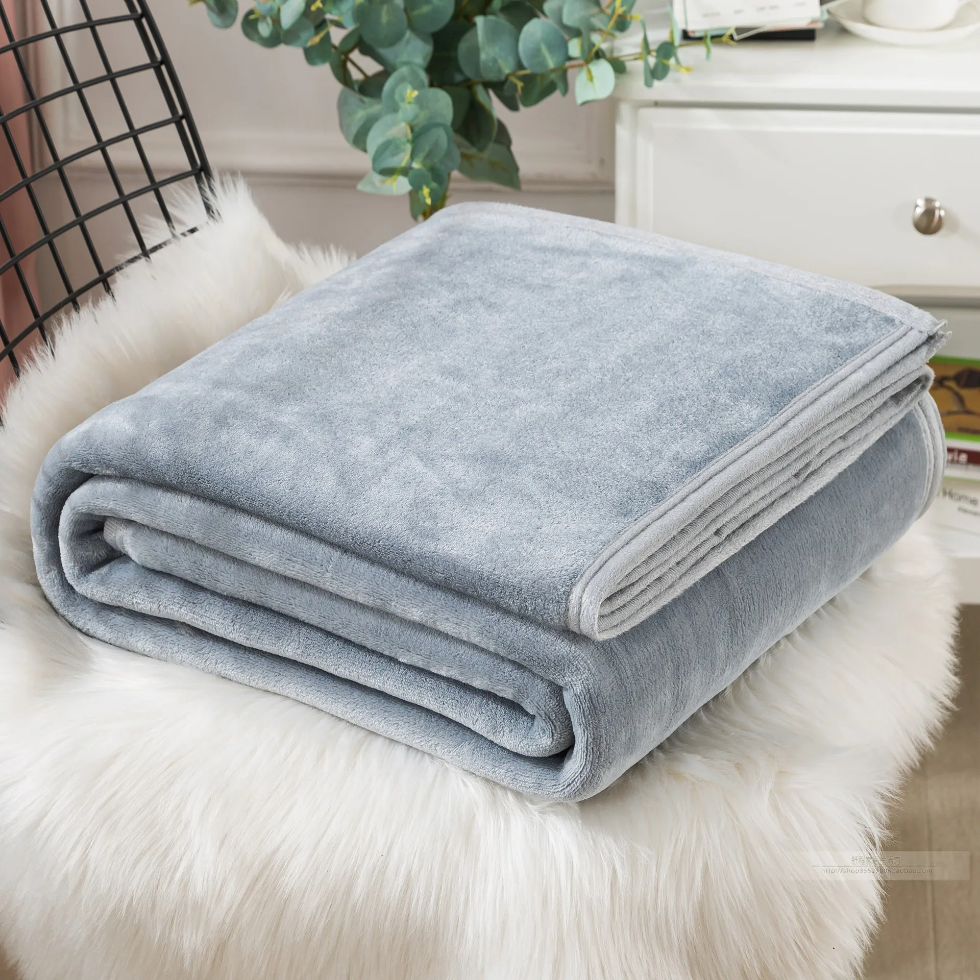 Summer Coral Fleece Blanket Air Conditioning Yoga Towel Spring Autumn Thin Cover Cushion Flannel Little Quilt