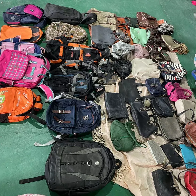 China Supplier Mixed used bags bale 45kg Branded ladies Second Hand Bags handbags in bales from italy