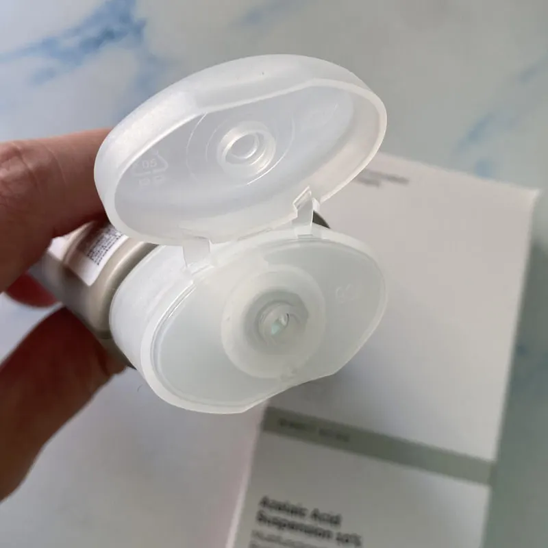 Азелаиновая кислота подвеска 10% противовоспалительная эссенция для лица против акне многофункциональная осветляющая формула основа для макияжа 30 мл