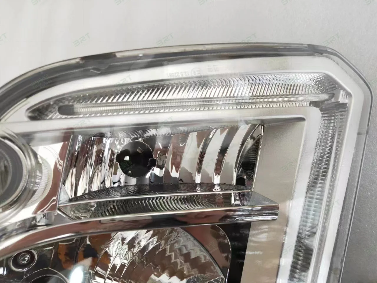 HEAD LAMP WITHOUT BULB LHD RH 82532284 84550050 LH 82526640 84550049 FOR VOLVO VM2020 FOR EUROPEAN TRUCK BODY PARTS