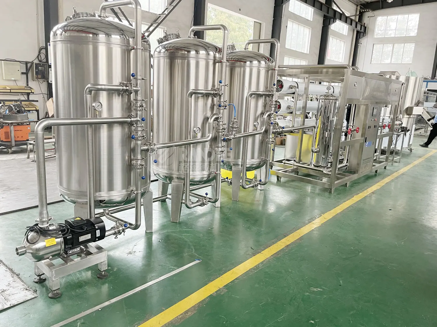 Sand carbon filter ozonator for drinking water purification and bottling plant