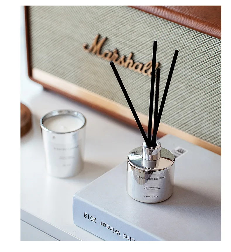 Souvenir Gift box set Private label Black silver electroplate reed diffuser and candle scented luxury set