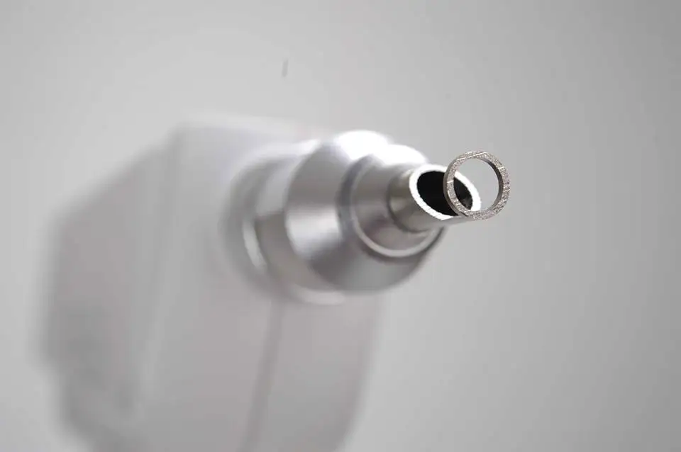 Бесплатная тренировка и заводская цена, длительный срок службы, лазерное удаление татуировок и пигментов