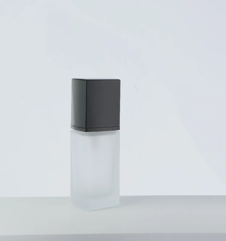 China factory Square screen printing frosted Crystal Transparent black cap 30ml liquid foundation glass bottle