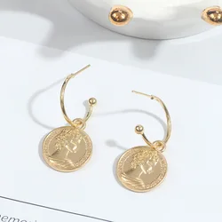 Hong Kong Style Retro Gold Coin Earrings Temperament Geometric Pearl Cool Wind Celebrity Lucky Coin Earrings For Women