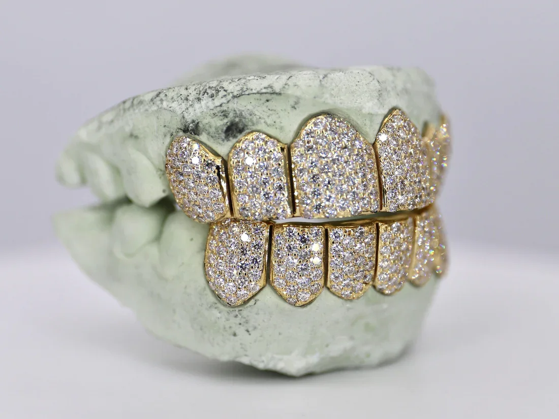 Hip Hop Jewelry Sterling Silver 925 Gold Plated 18K VVS Moissanite Custom Iecd Out Bling Teeth Grillz