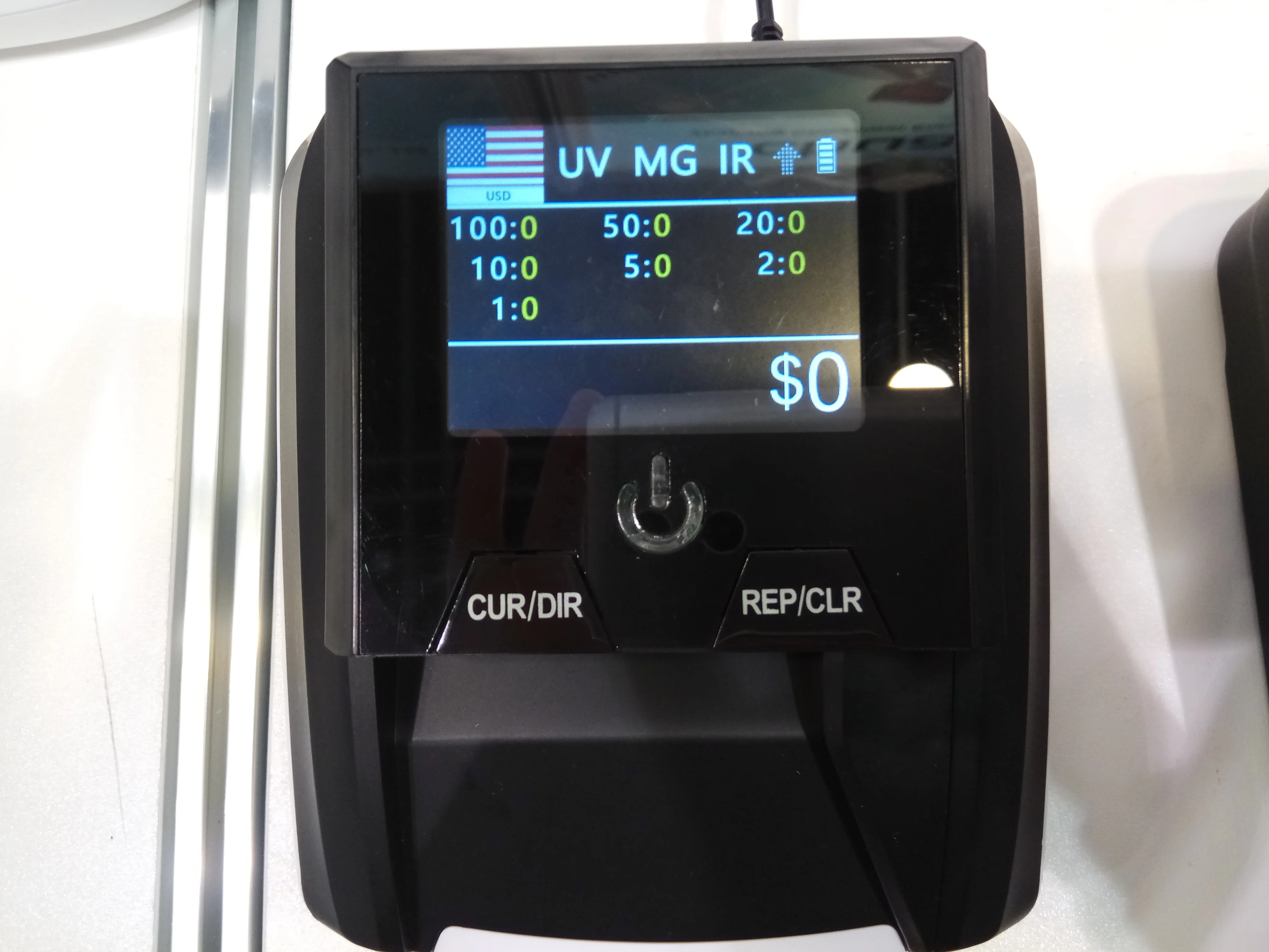 AL-136T Mini Well-known Fake Money Bill Counter Currency Detector Machine for USD/EURO