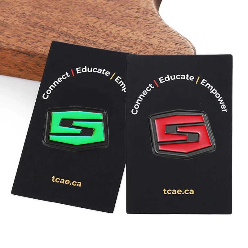 New Design Letter Brooch Pin Fashion Logo Noctilucent Soft Enamel Dye Black Zinc Alloy Cartoon Mexican Pins For Hats