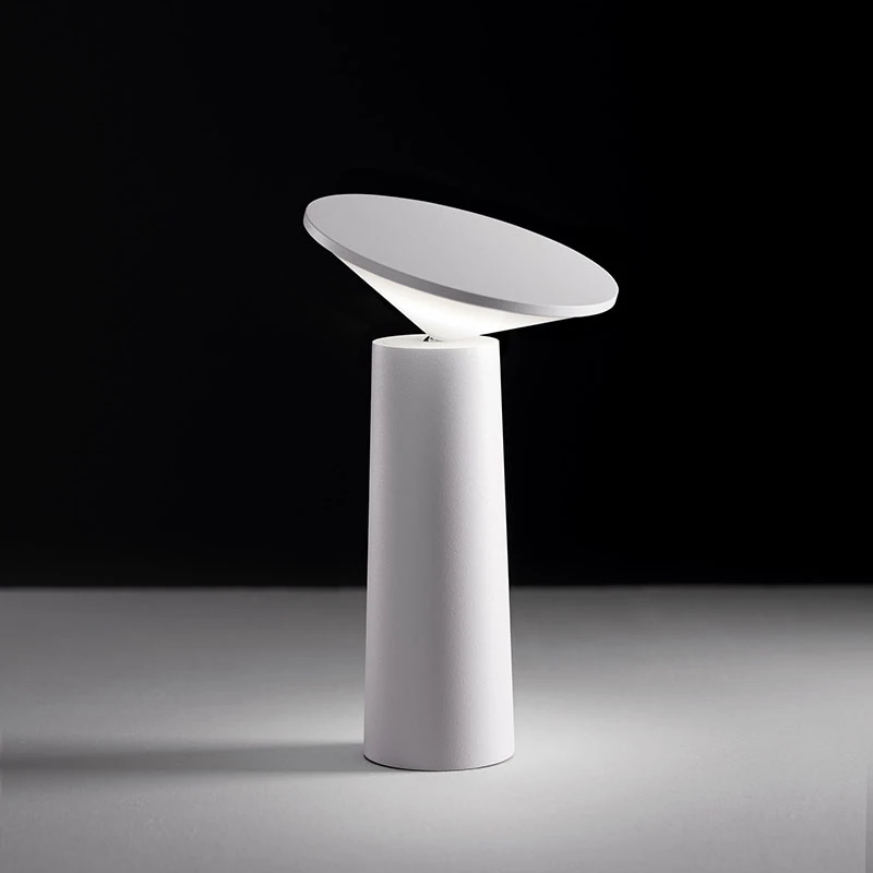 3 Color Stepless Dimming Modern Portable LED Table Lamp for living room battery operated table lamps