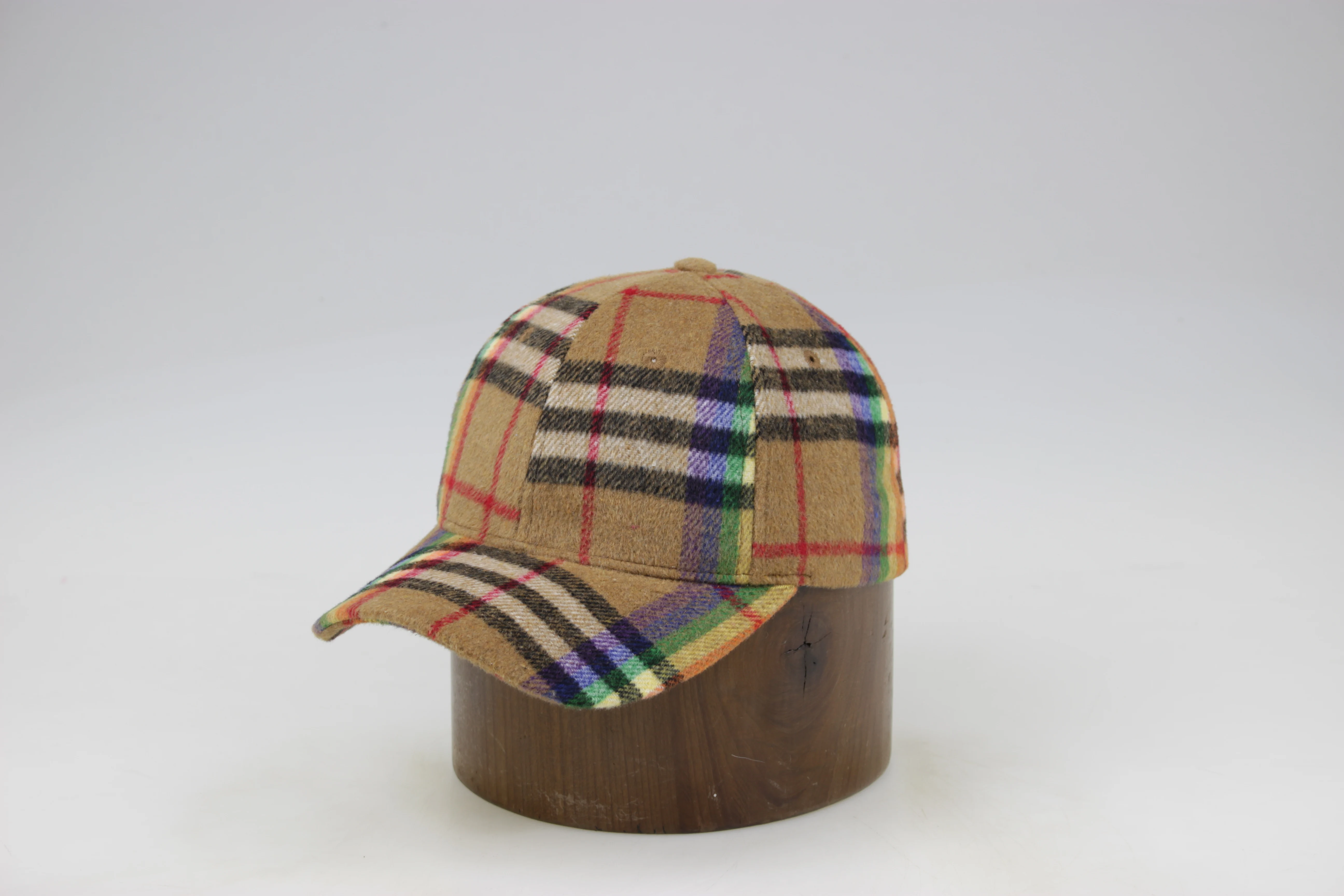China Factory directly receive orders DIY pattern plaid England style custom baseball caps