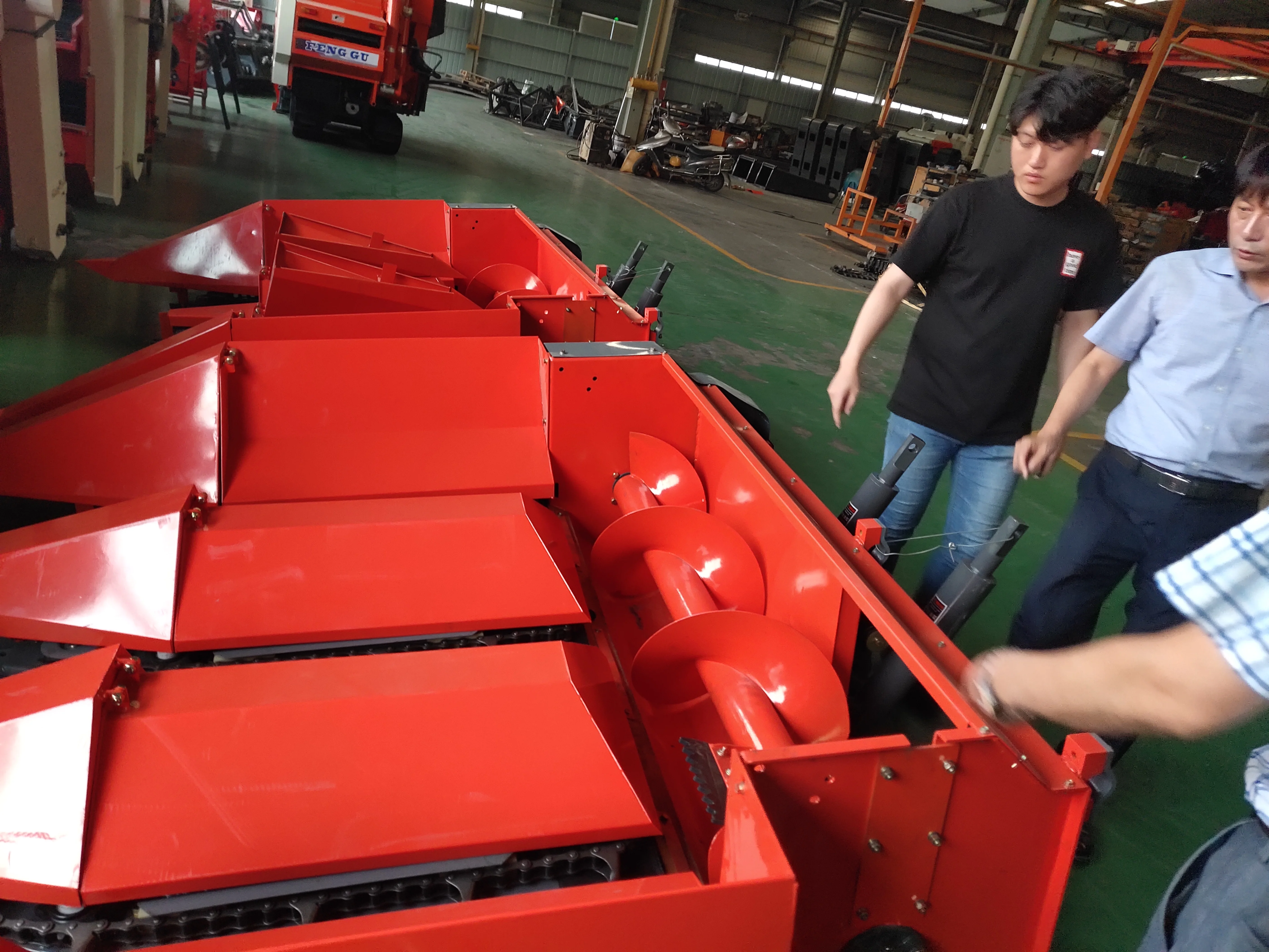 Original manufacturer for 3 row corn harvester and maize harvester and maize combine harvester