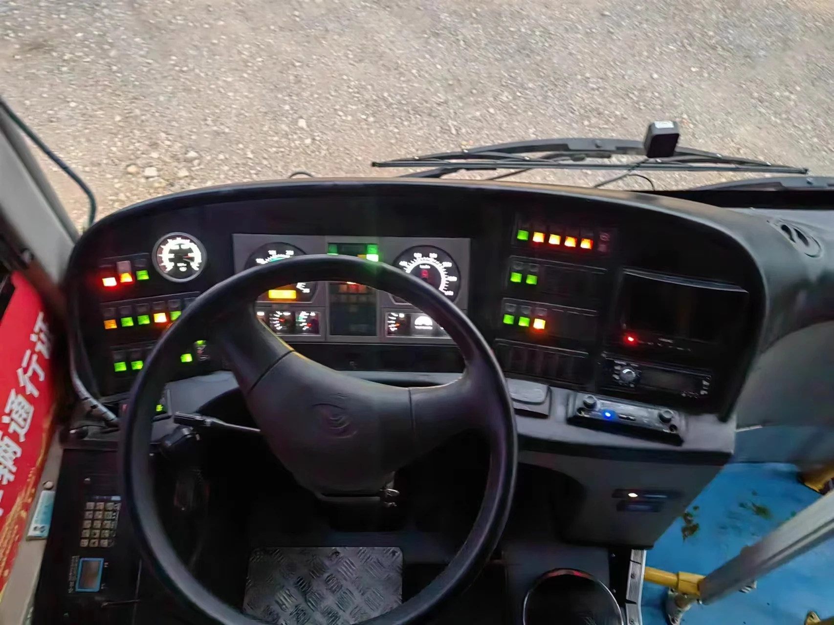 Good Price Yutong Used Bus 45 Seaters Passenger Coach Buses and Diesel Power Lhd Rhd for Sale