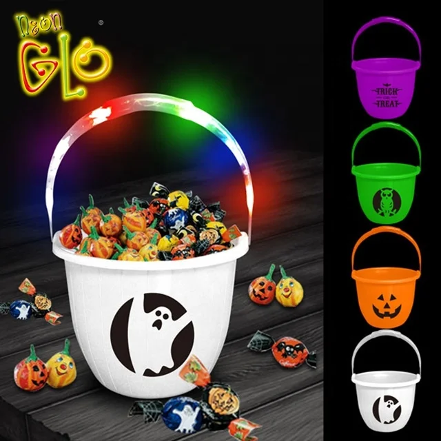 Party Decoration LED Light Up Plastic Pumpkin Bucket Candy Pail for Kids Halloween Trick or Treat Buckets with Glowing Handle