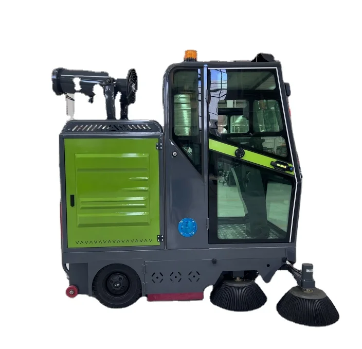2023YUNKU  engine road sweeper Outdoor source made in china electric road sweeper