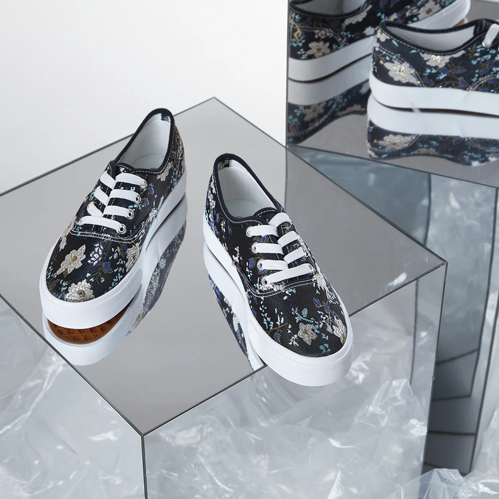 KH Factory Wholesale OEM Custom Logo Classic Vulcanized Casual Walking Half Canvas Trendy Shoes For Unisex