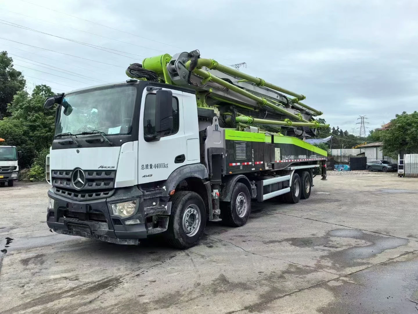 Many hot sale 20 years Zoomlion Mercedes Benz 56 meters used ZLJ5441THBBE concrete pump trucks