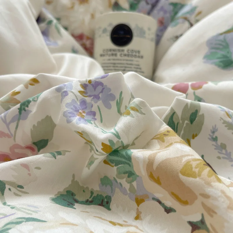 French luxury Lovely Princess Solid color 100% cotton Puffy bed skirt 4pcs bedding set Vintage Pleated lace welt quilts duvet