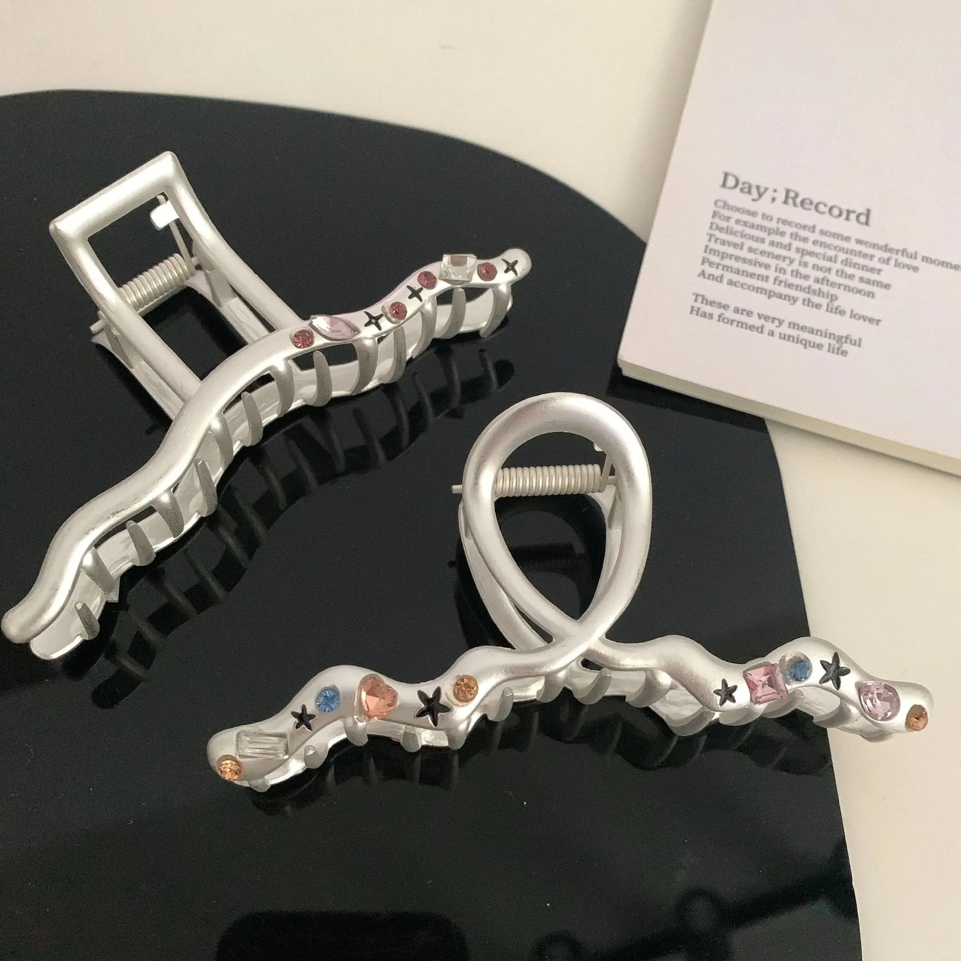 Giant Heart Star Rhinestone Metal Claw Clips Korea Jumbo Zigzag Alloy Large Hair Claw with Diamond Big hair Claw Clips for Women