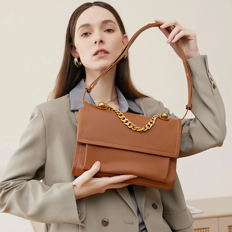 Customized ladies leather handbags genuine leather large capacity daily handbags fashion simple design leather bags