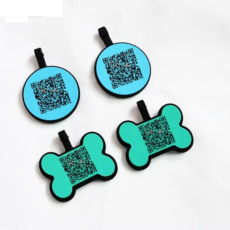 2023 High Quality Silicone Dog Tags Anti-lost QR Code Silicone Bone Shape Glow in the dark Pet ID QR Collar Name Tag For Dog Cat