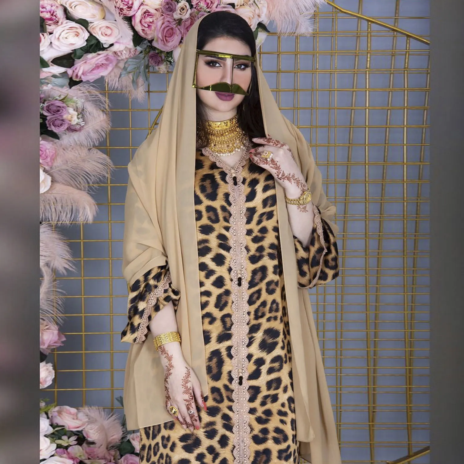 Western And Middle East OEM Customize Leopard Print Muslim Dress Jalabiya Mother-daughter Eid Al Fitr Modern Muslim Women Dress