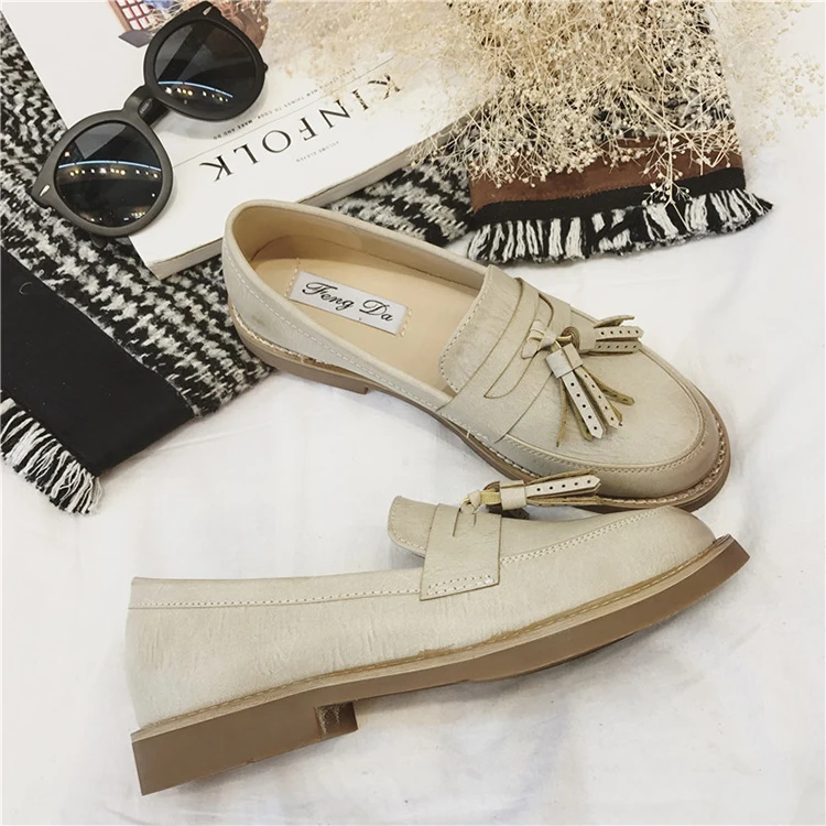 Soft Sole Women Flats Genuine Leather Slip on Nurse Mama Ladies Soft Moccasins Single Shoes Female Casual Shoes