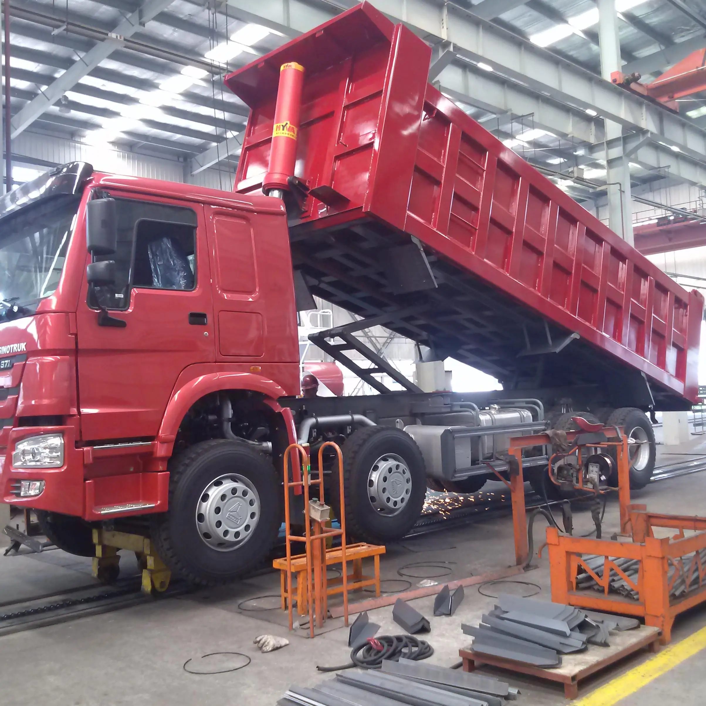 low price used howo dump truck ,8x4 30 ton used tipper truck for sale in shandong