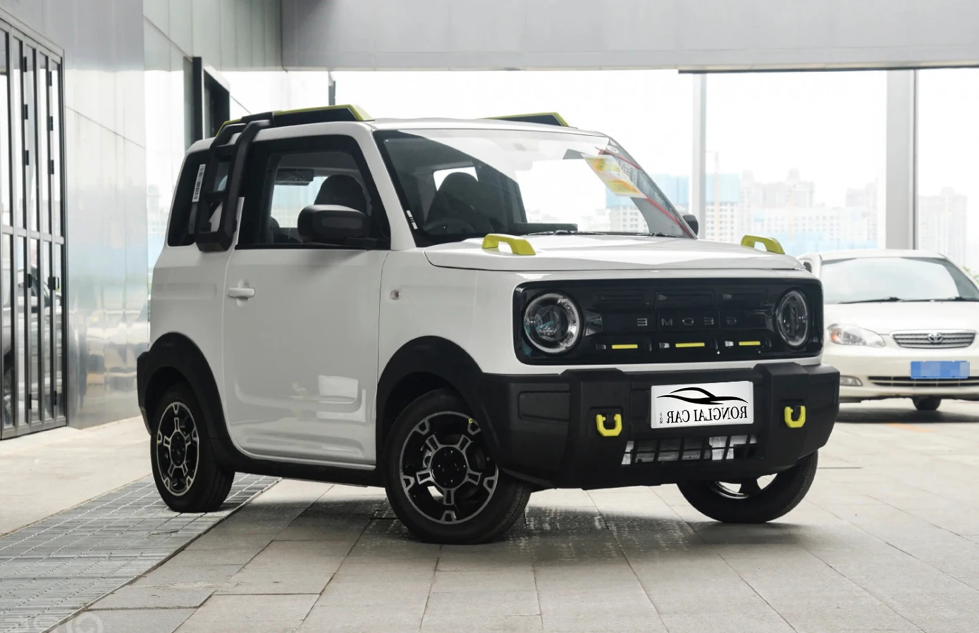 Geely Panda автомобили мини 120 км дальность действия 2024 Mini Ev электромобиль левый/правый Привод