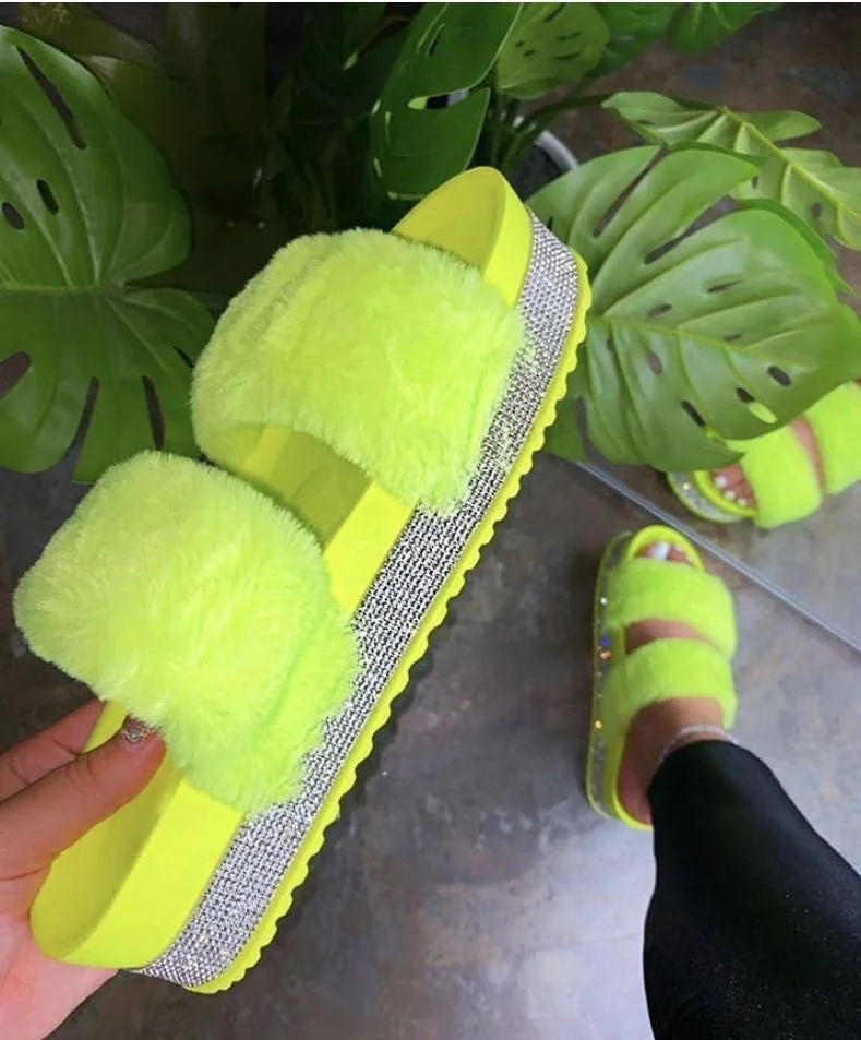 Hot style slippers 2020 years new rhinocerone women slippers  thick sole fur slippers ladies large size foreign trade fur shoes