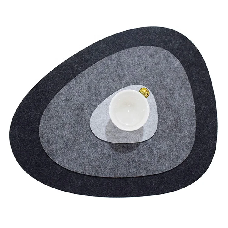 Felt Place Mat Set Non-Slip Heat Resistant Washable Place Mats