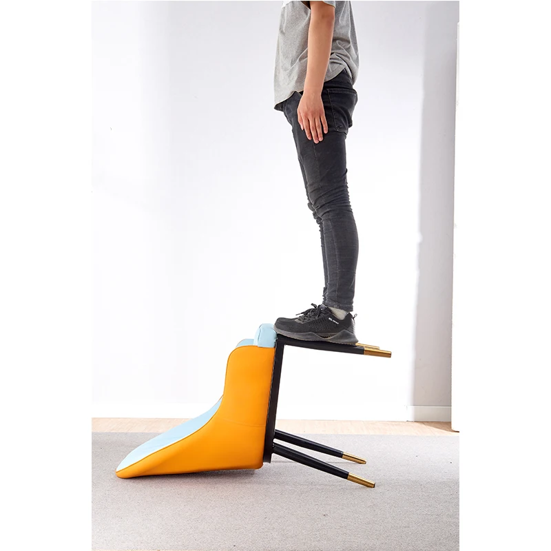 
High quality nordic furniture 4 dining chair modern fabric chair dining table set for hotel 