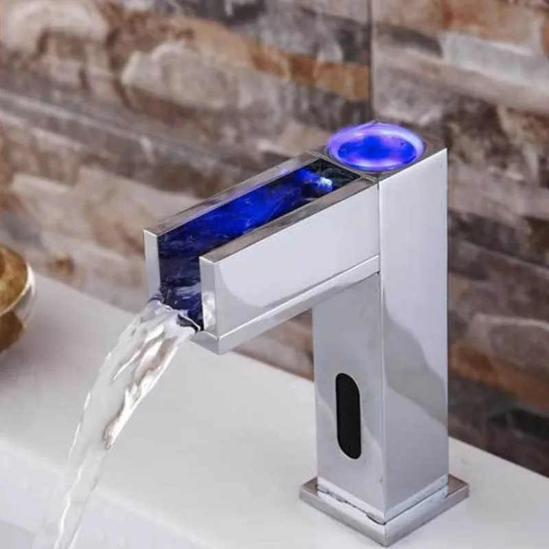 Touchless LED Automatic Sensor Faucet Induction Solid Brass Waterfall Automatic Sensor Faucet for Wash Basin for bathroom