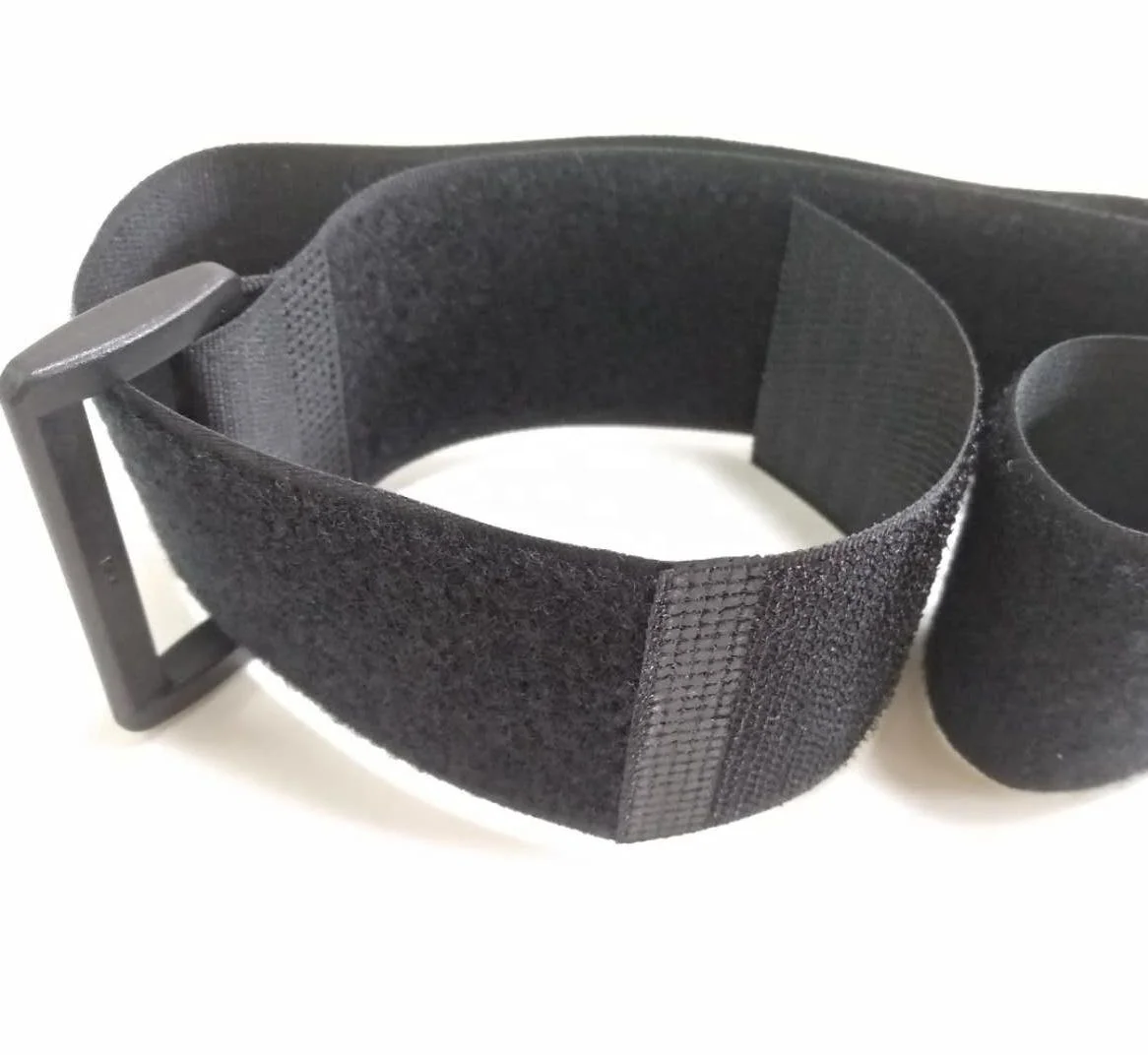 Adjustable Durable Hook and Loop Strap Fastener Tape Thin Heavy Duty Hook and Loop Cable Tie with Metal Buckle
