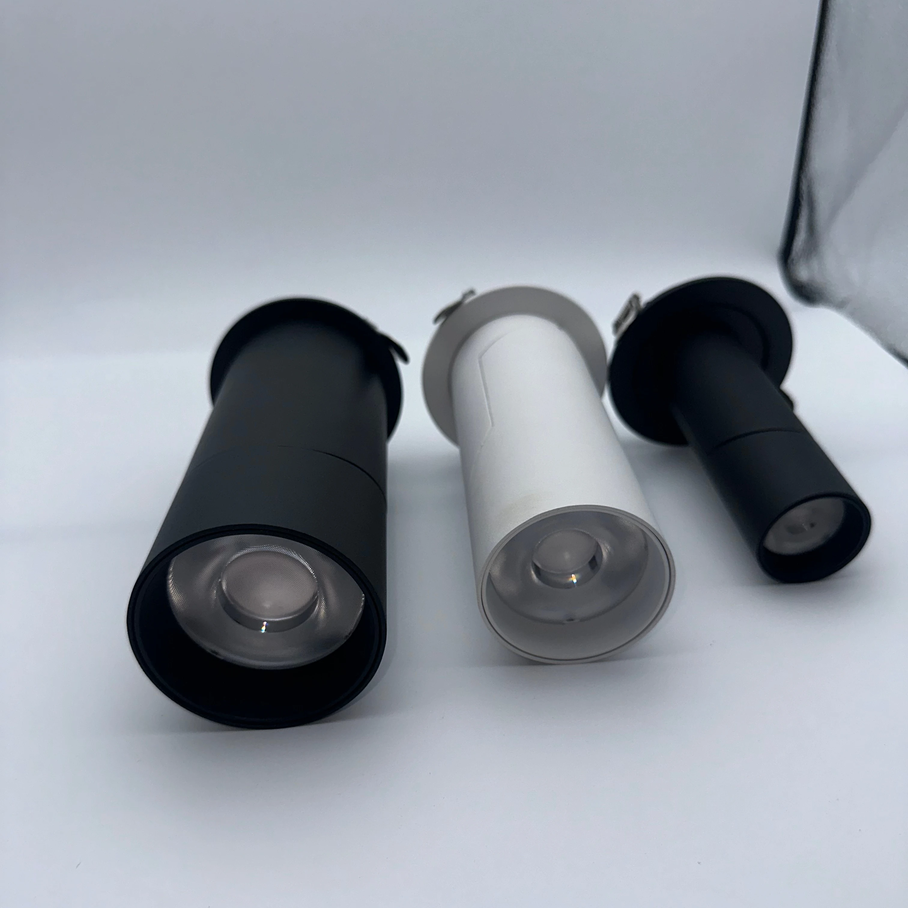 Ceiling Spot light Adjustable Round Spot Lights GU10 Flush Mount Track Fixture Wall Lamp for Office Picture Wall Hallway Bar