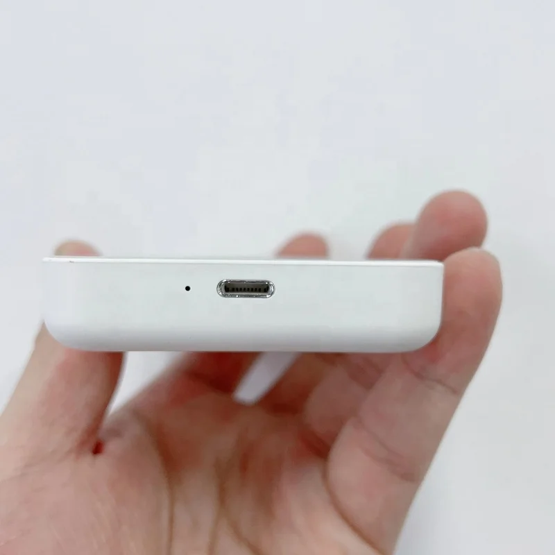 Newest For Battery Pack QI Mag-safe 5000mAh Power Bank 5w Wireless Charger With Mag-netic for iphone outdoor charging