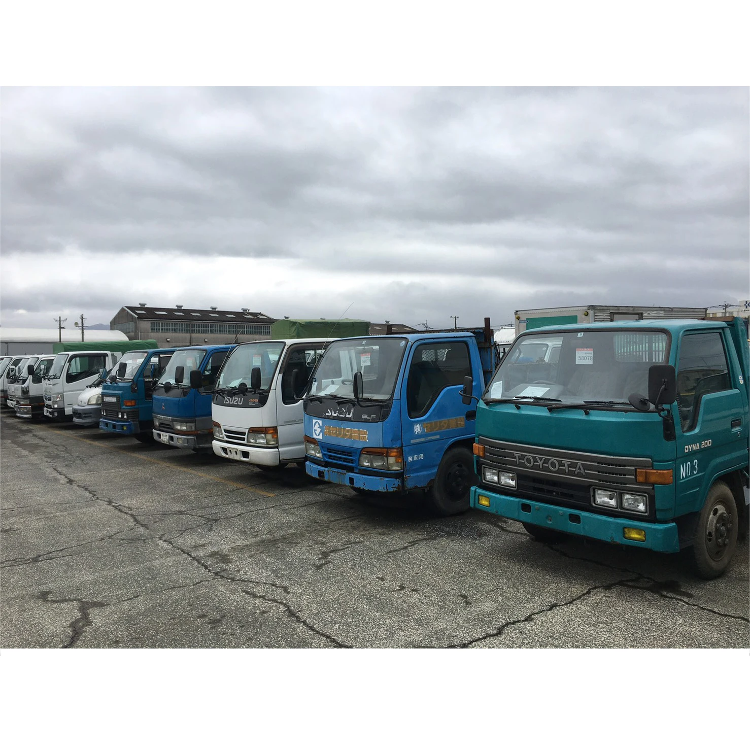 
Durable import cheap cargo heavy duty second hand used truck 