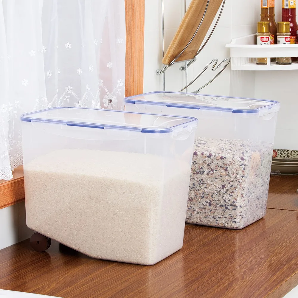 
Large capacity Food Storage Containers Plastic Storage Containers Airtight Leakproof With Locking Lids 