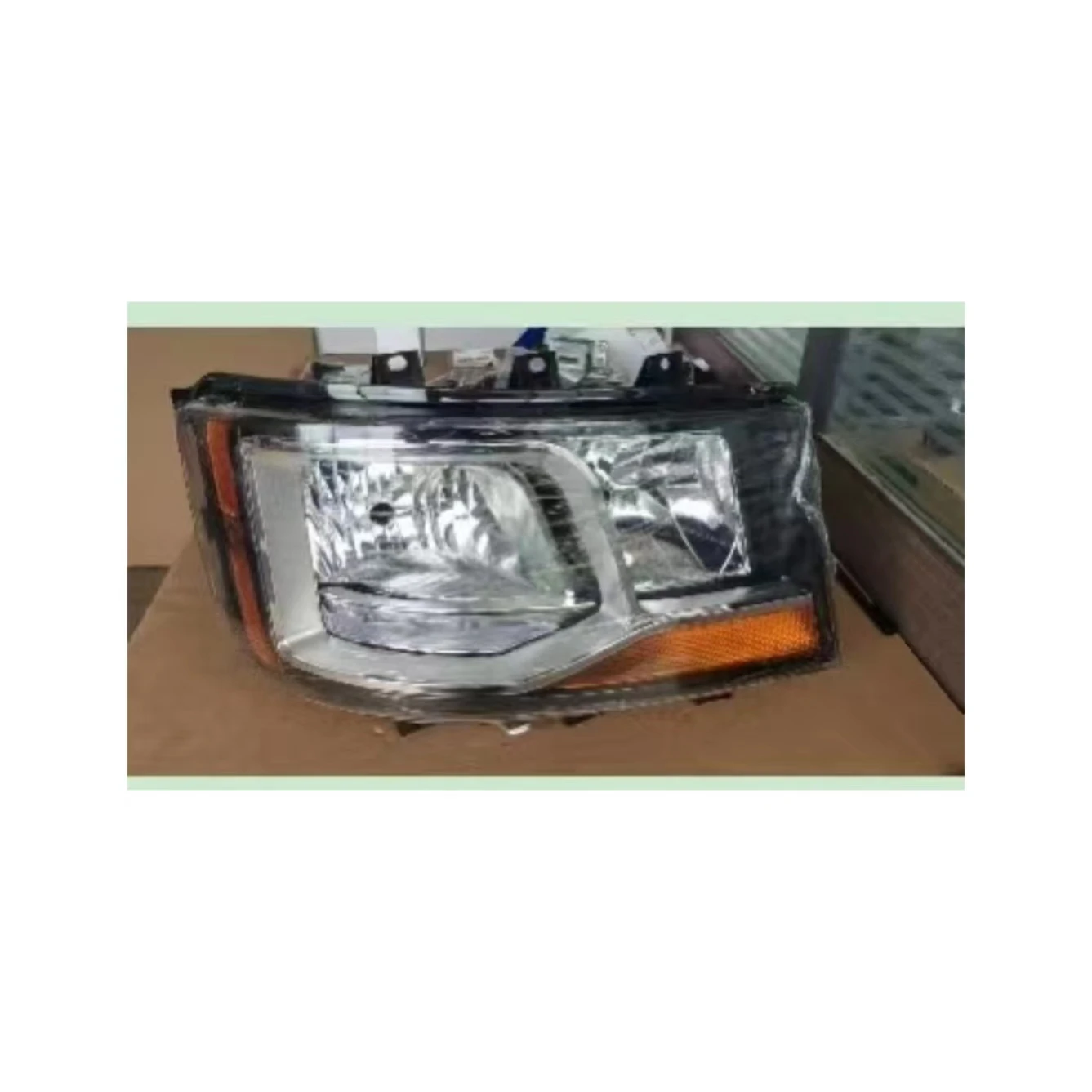 Eurocv Truck Parts R 450 L.H and R.H  Headlight for Scania Trucks