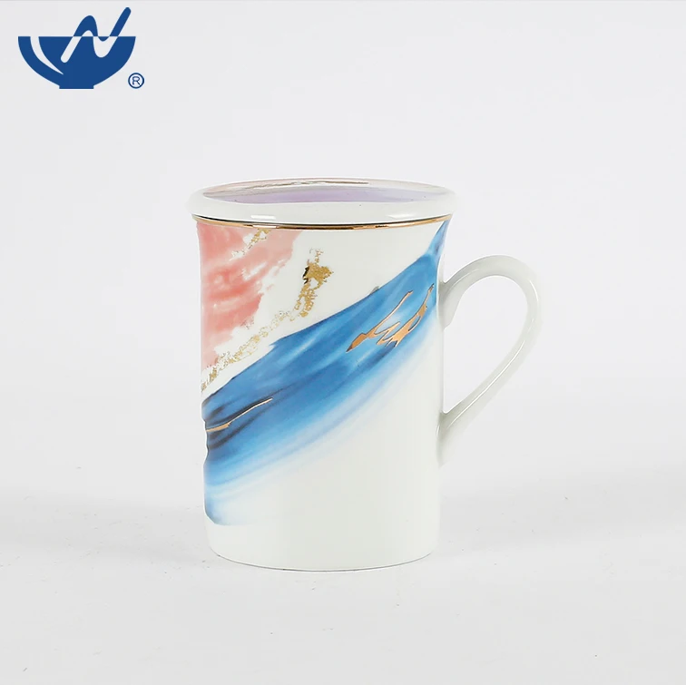 China Factory Bulk Gold Rim Graceful Ceramic Mug With Lid And Filter