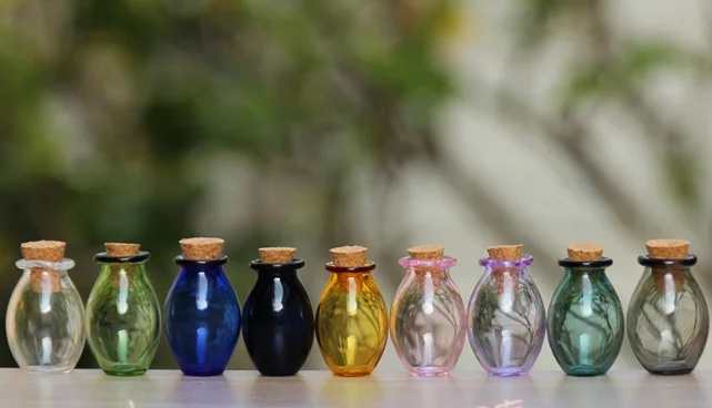 Pendant Shells Vial Necklace. Miniature DIY JEWELRY ^^ Mini Empty Vodka Glass Bottle with Wooden Cork and Hook