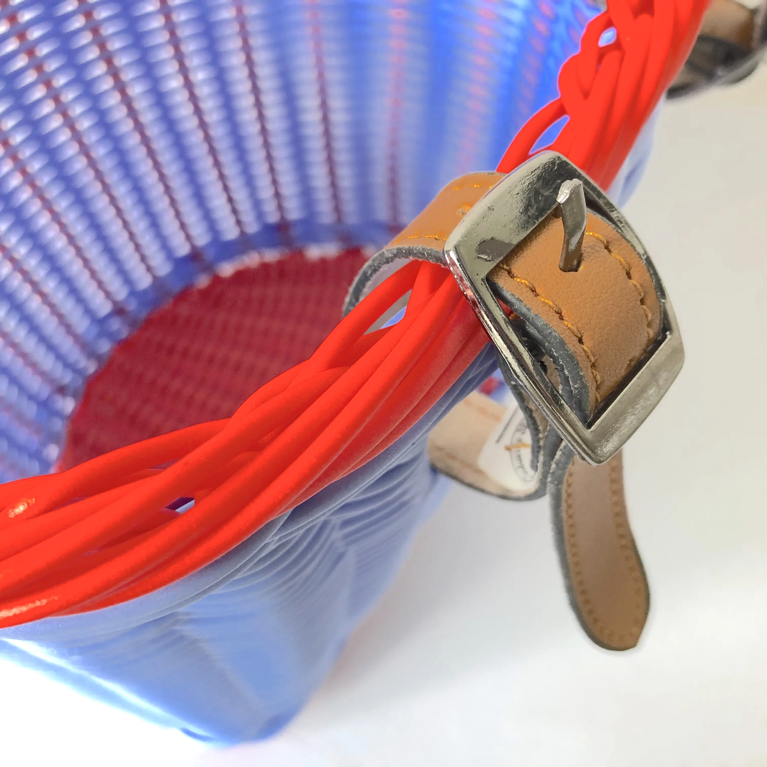 Best price modern design customizable waterproof bicycle front basket colored plastic bicycle basket