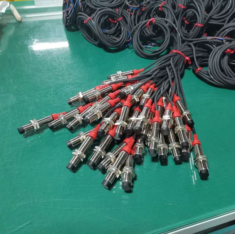 4mm M12 Metric thread non flush type inductive sensor DC 12-24V presence induction sensors