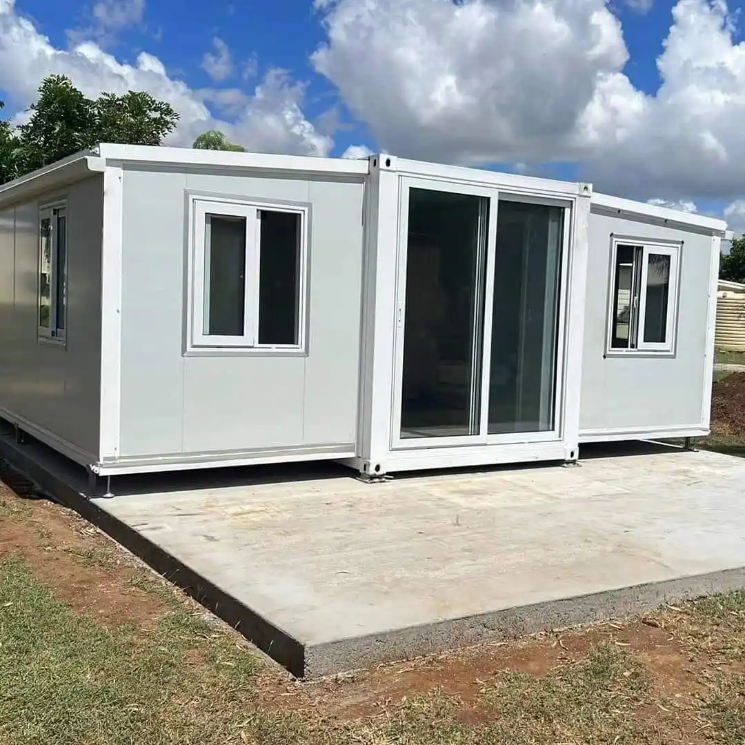 Extended foldable prefab container homes 20ft 40ft customized expandable container house for sale