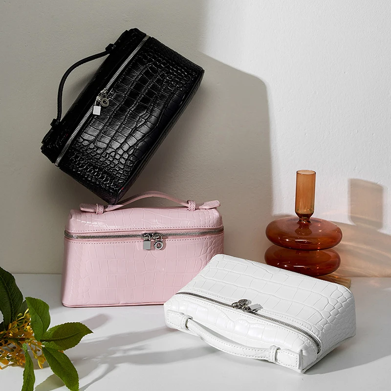 Cowhide Evening Party Clutch Bag Purse Luxury Hand Bag Designer Hands Bags For School