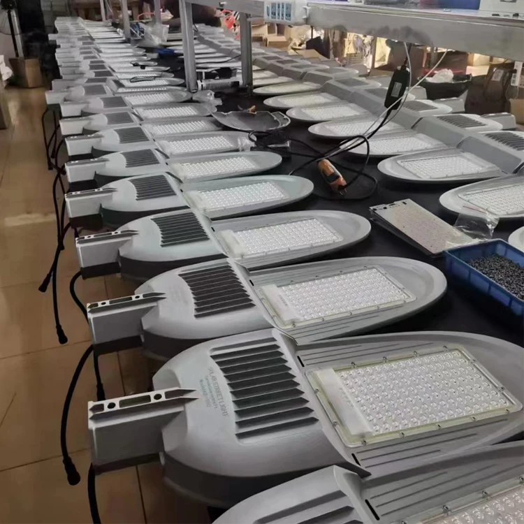 100w Outdoor High Power Solar Street Light IP65 Waterproof  High Quality Outdoor LED