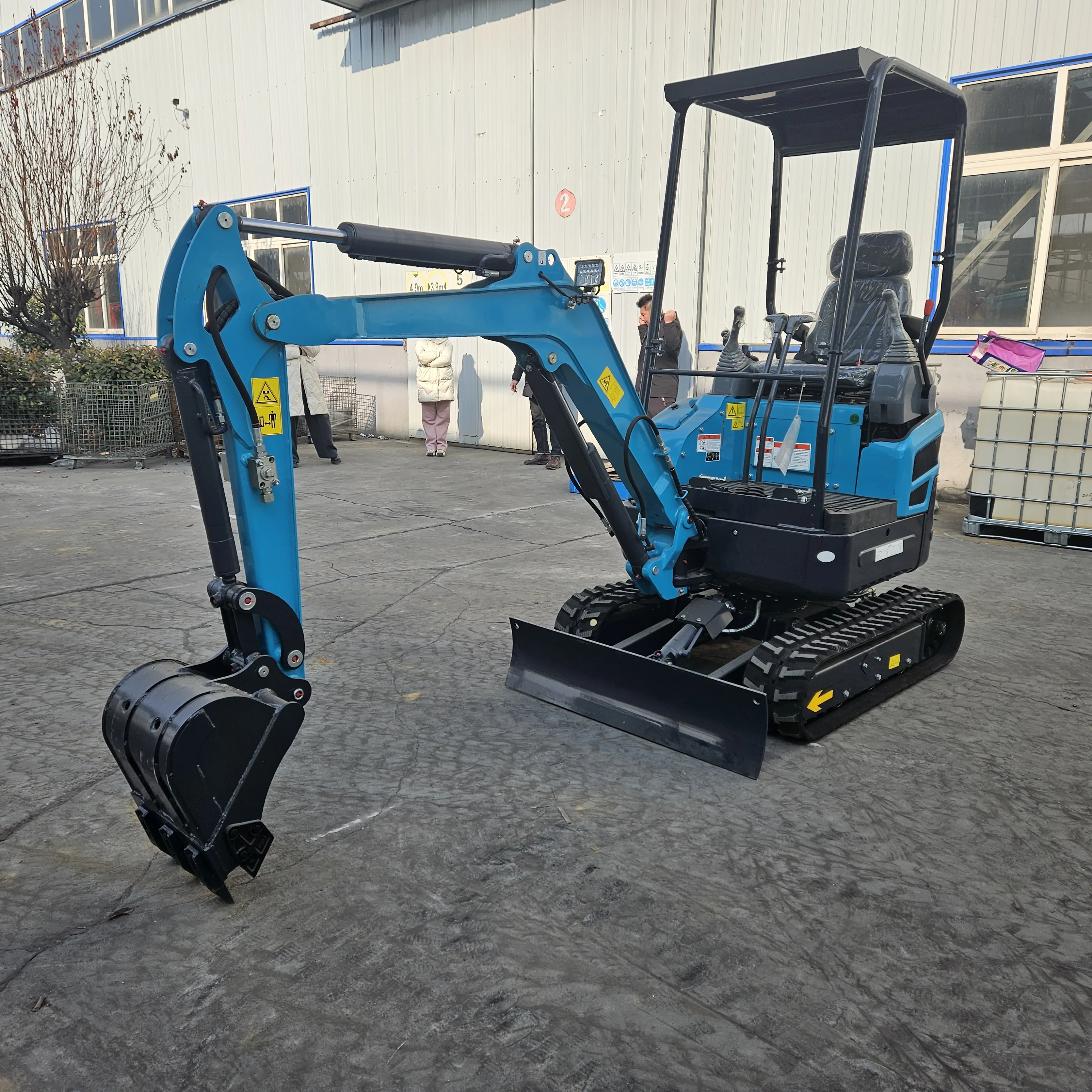 Euro 5 rubber tire mini excavator 0.8 1 1.2 Ton 1700kg Micro mini articulated loader For Sale